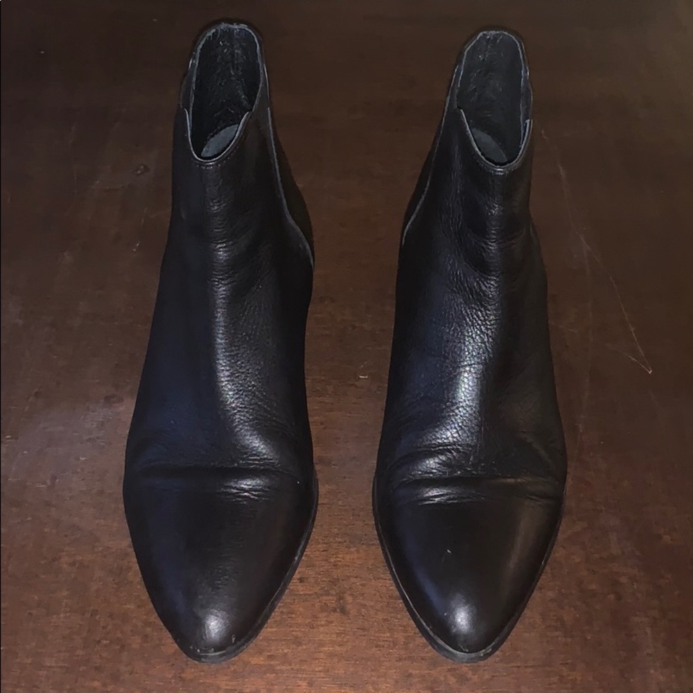 Chelsea Boots